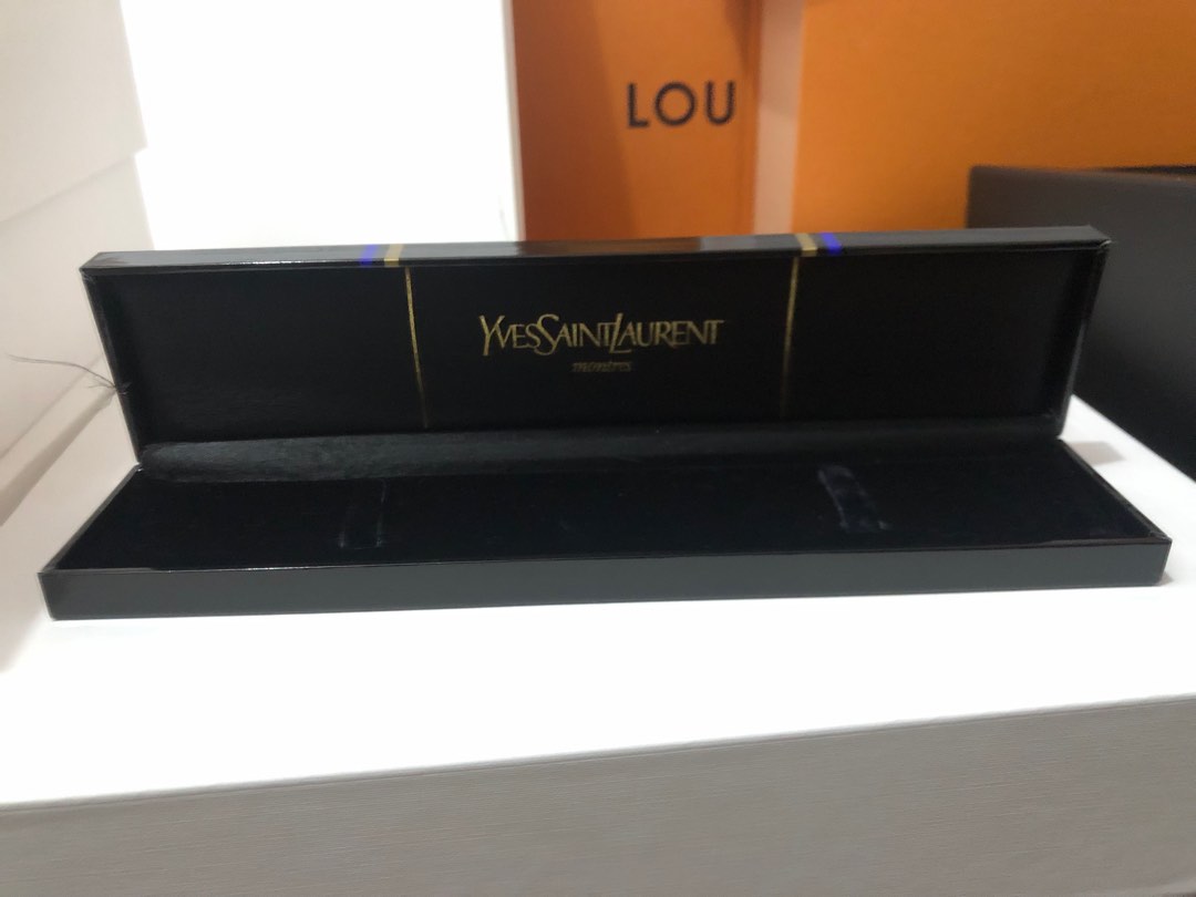 ‼️ORIG YSL WATCH BOX, Luxury, Watches on Carousell