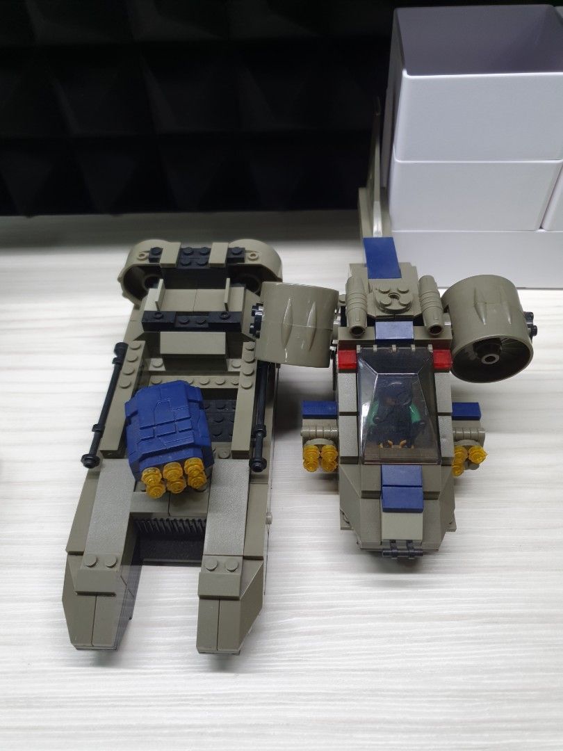 Mini lego hotsell army vehicles