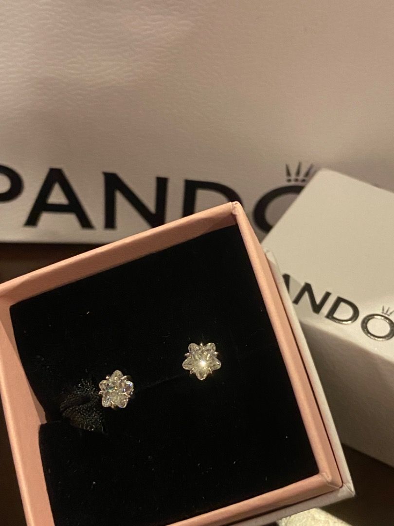 Pandora sparkling star stud earrings outlet