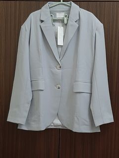 Pazzo 寬鬆落肩西裝外套(附腰帶)(居妮GINNY聯名款) 淺灰藍 F