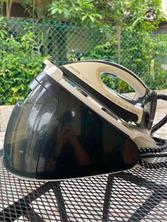 Philips PerfectCare GC9230 Iron Steam