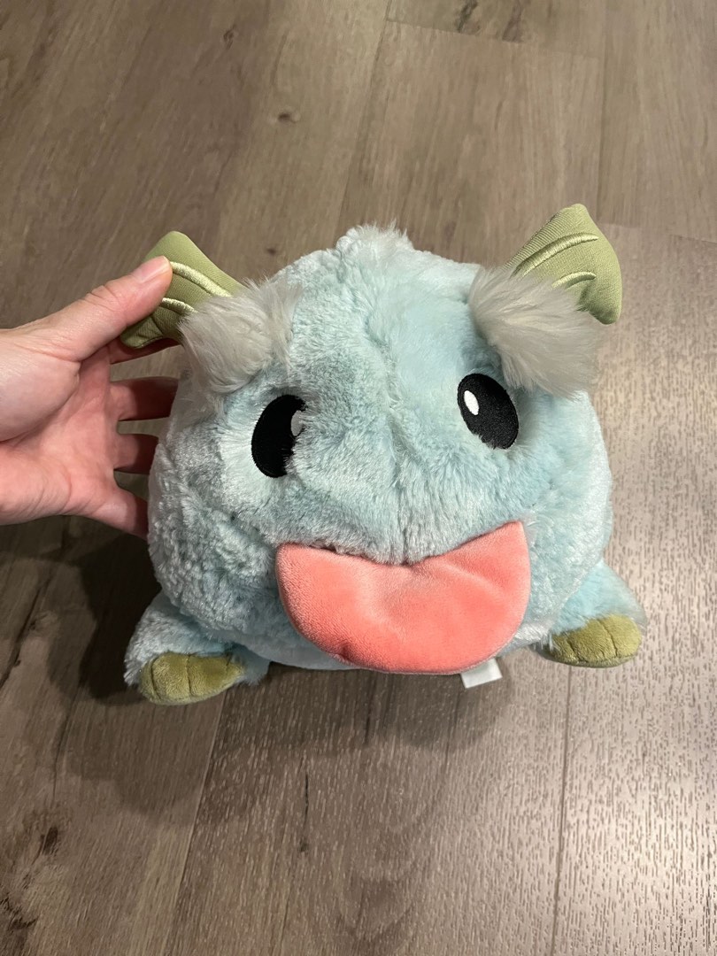 Poro plushie shop