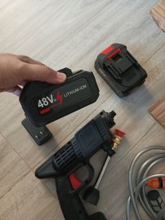 PowerSpray Cordless with 2 48V batteries