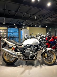 Pre Owned Honda CB400SF Revo
