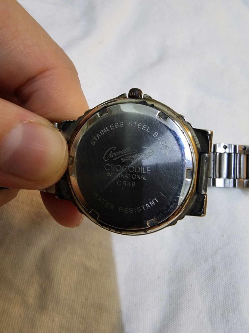 Crocodile international watch deals