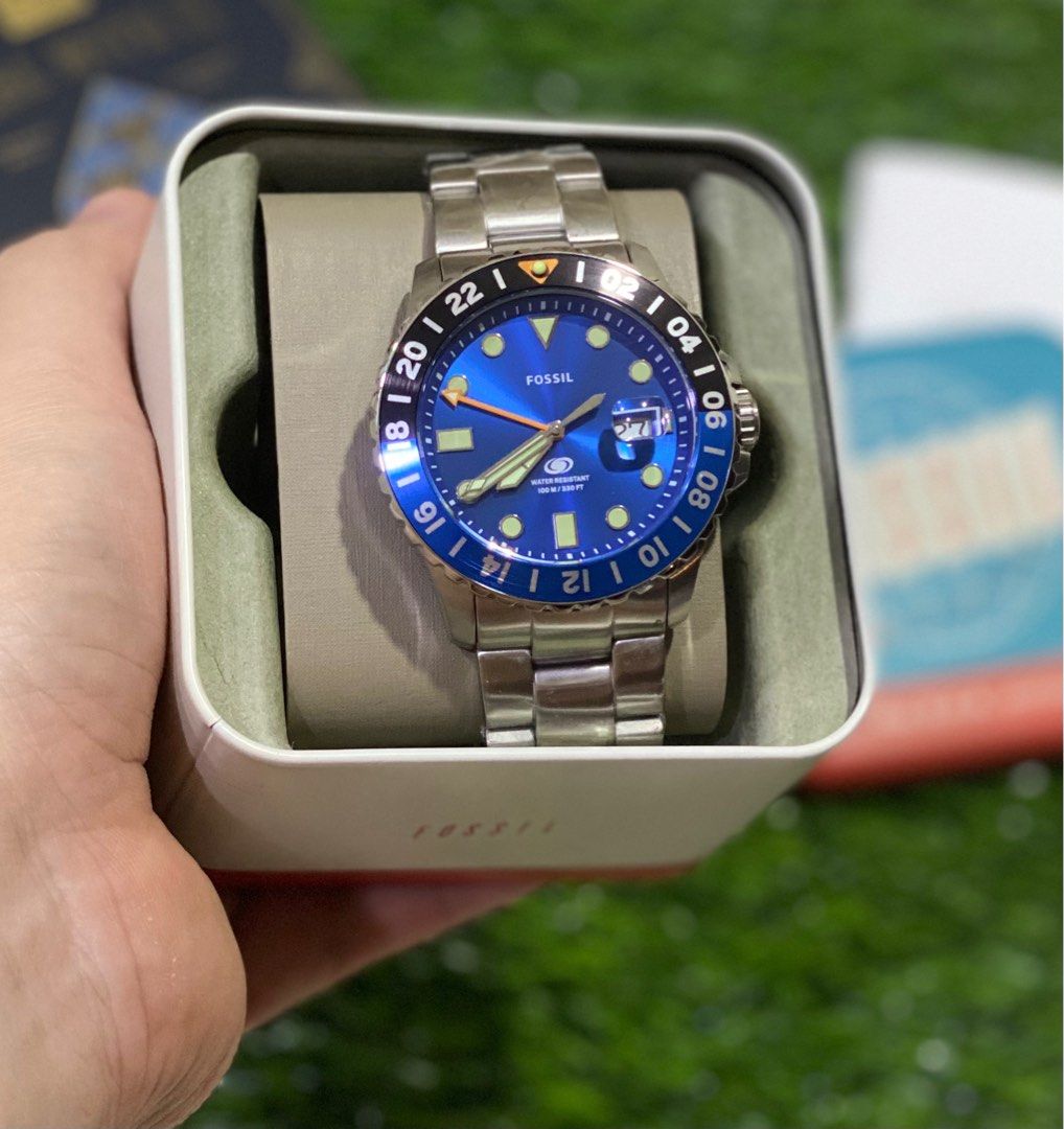 Fossil watch discount under 50