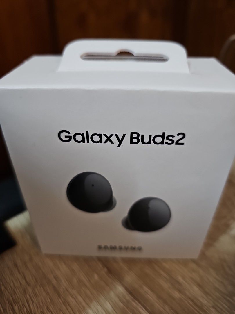 SAMSUNG Galaxy Buds2 (Category: Headphones & Headsets) located in Pasay City. Submitted by mystuffmel (Listing ID 1268548797, Image 1). Description: Bluetooth Version Bluetooth v5.2 Compatible Specification of Smartphone Android 7.0 ↑ , 1.5GB ↑ Sensors Accelerometer,Gyro Sensor,Hall Sensor,Proximity Sensor,Touch Sensor,VPU(Voice Pickup Unit) Earbud Weight 5.0 gAudio and Video Number of MIC 6 Ambient Sound Yes Active Noise Cancellation Yes Connect