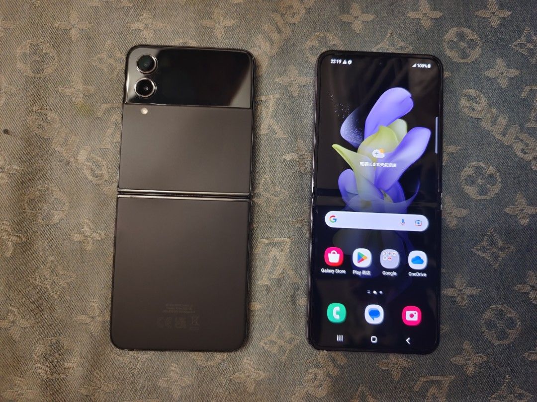 SAMSUNG - galaxy z flip 4 256GB 本体 海外版 SIMフリー Galaxy Z Flip4 新品 60,000円 中古 24,980円 | ネット最安値の