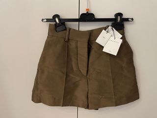 （分類：）位於 。 由 kamkish 提交（商品編號 1268527288，圖片 1）。簡介： 。