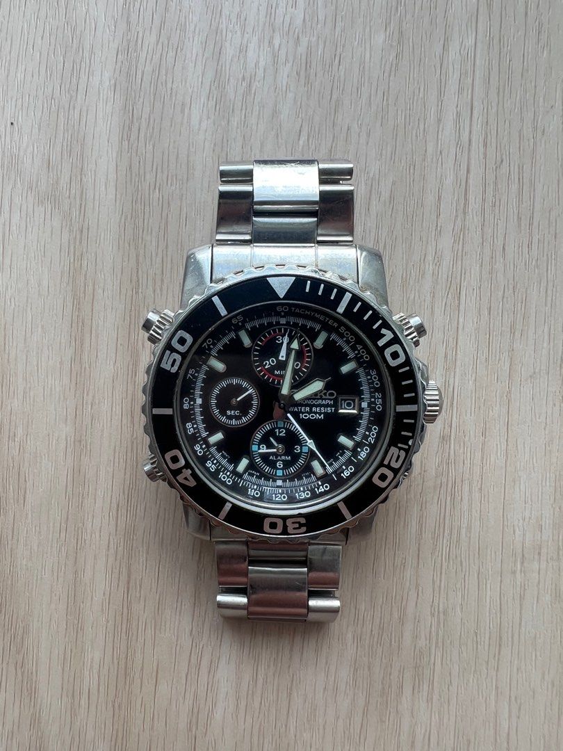Seiko watches 100m water resistant hotsell