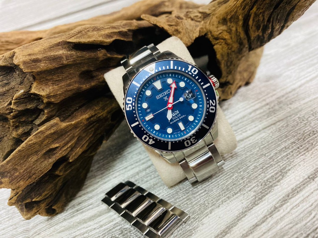 Seiko Prospex PADI Special Edition Solar Diver s 200M Stainless