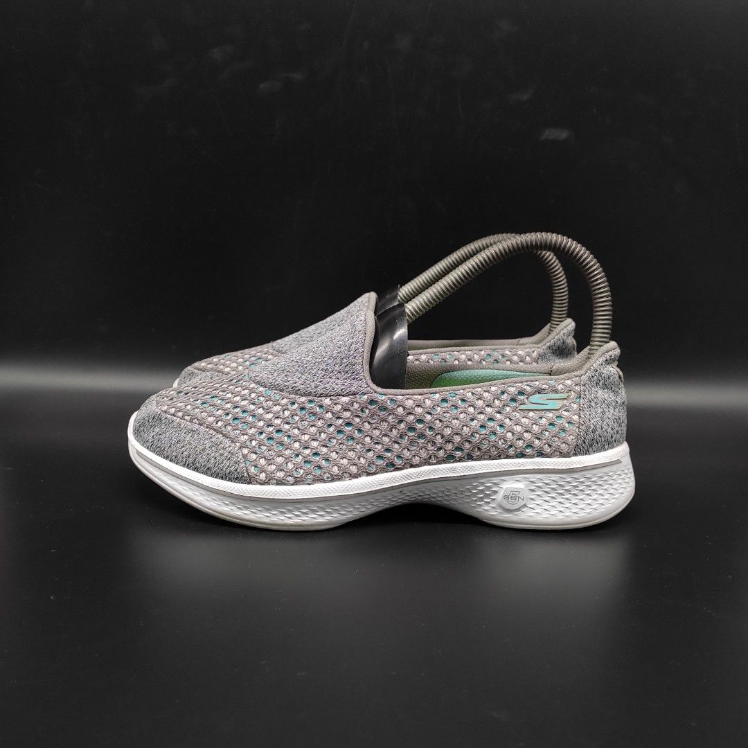 Skechers go deals walk for kindle