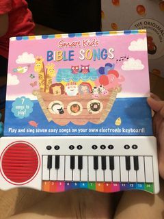 Smartt kids Bible songs wirh piano and piano guide