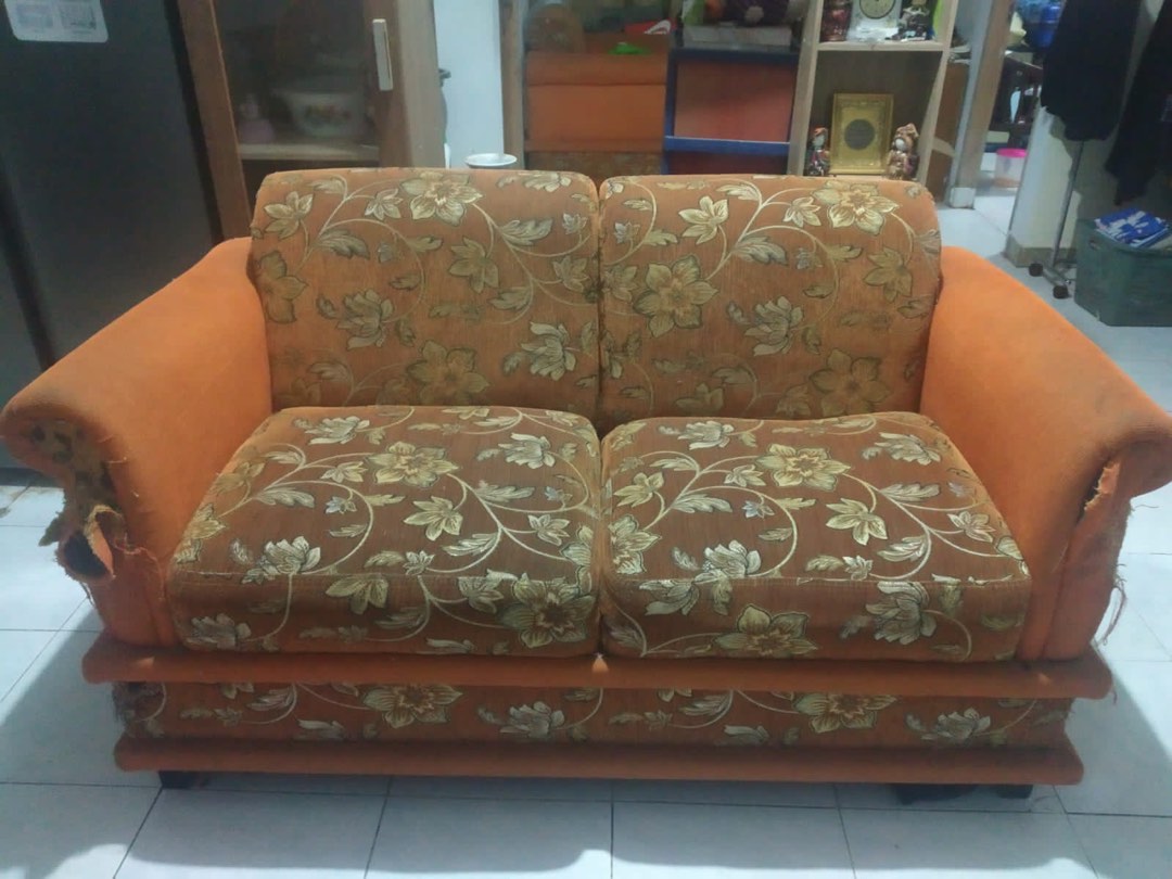 Sofa Ruang tamu sofa ruang keluarga, Perabotan Rumah di Carousell