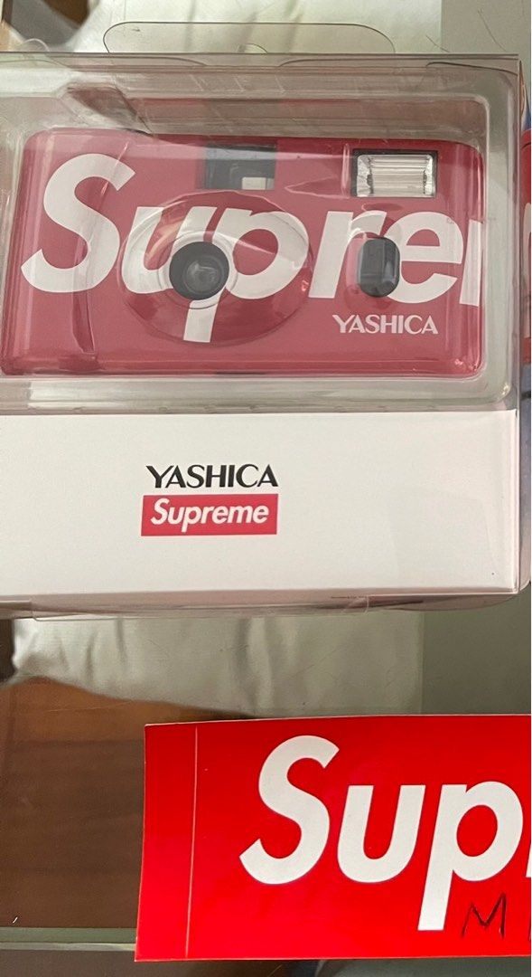 Supreme Yashica MF-1 Camera Red SS21, 攝影器材, 相機- Carousell