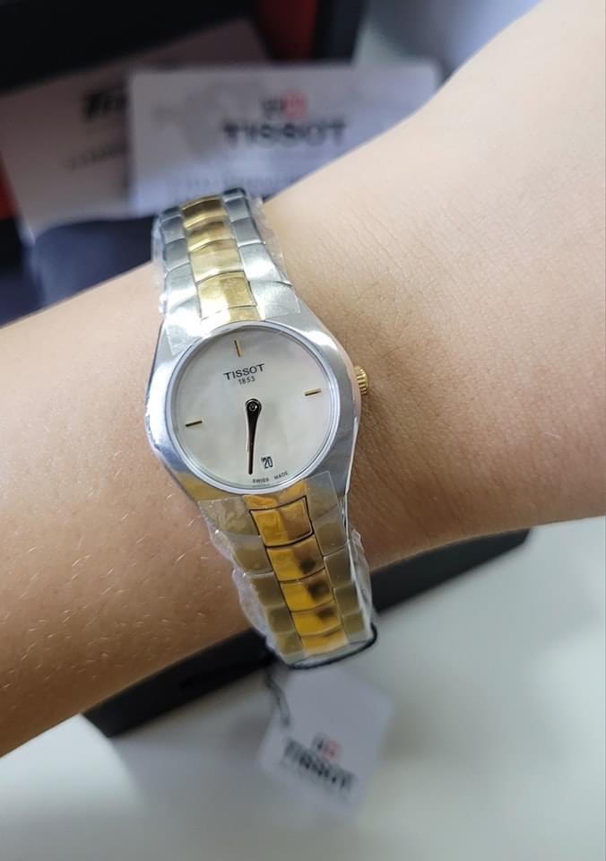 Tissot T096.009.22.111.00 26mm ladies, Women's Fashion, Watches ...