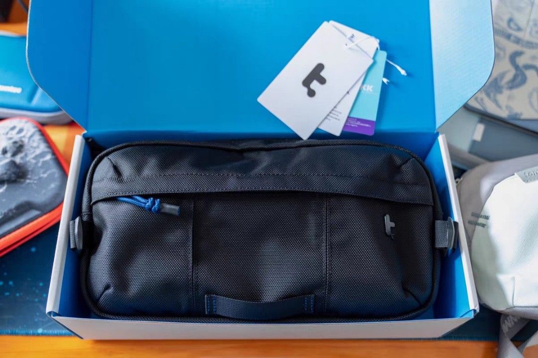 tomtoc Wander Daily Sling Bag Shoulder Bag Men Bag T26S1