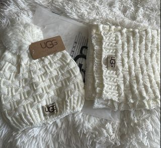 UGG scarf and Beanie set new