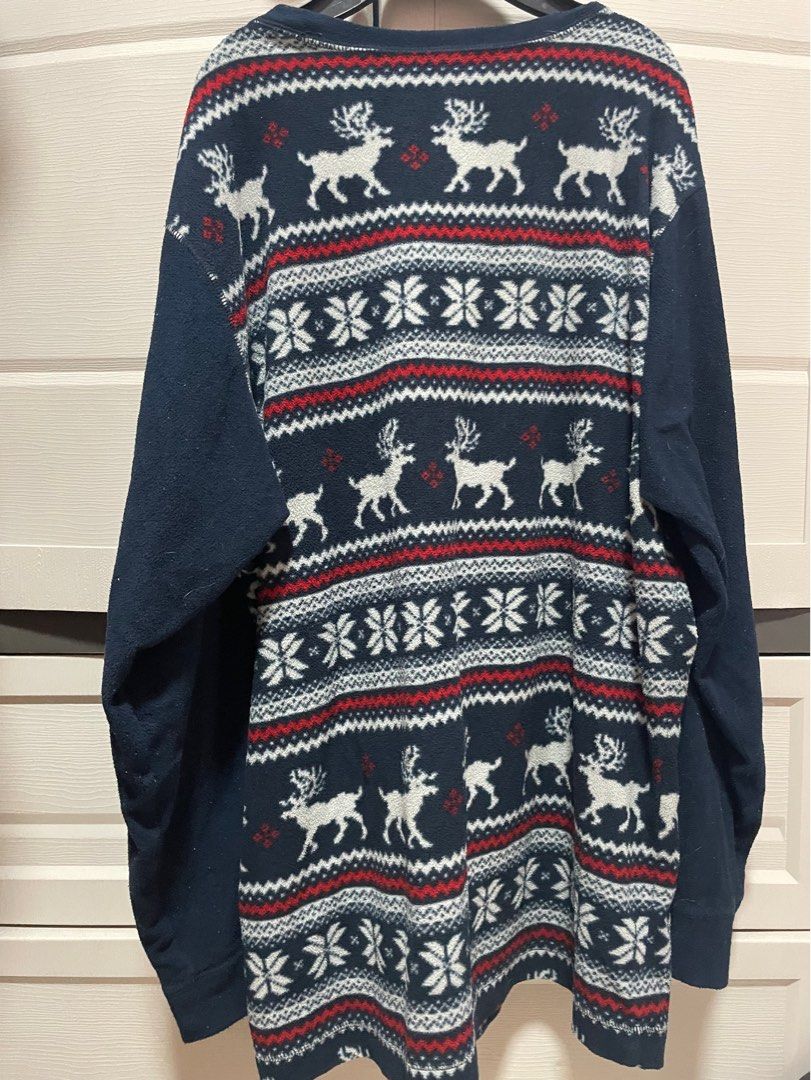 Uniqlo 2025 ugly sweater