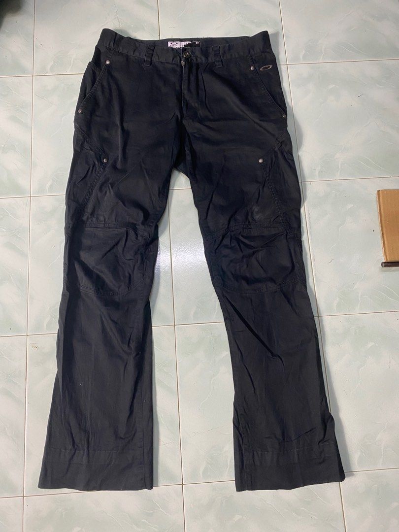 Vintage Oakley Cargo Pants Men s Fashion Bottoms Chinos on