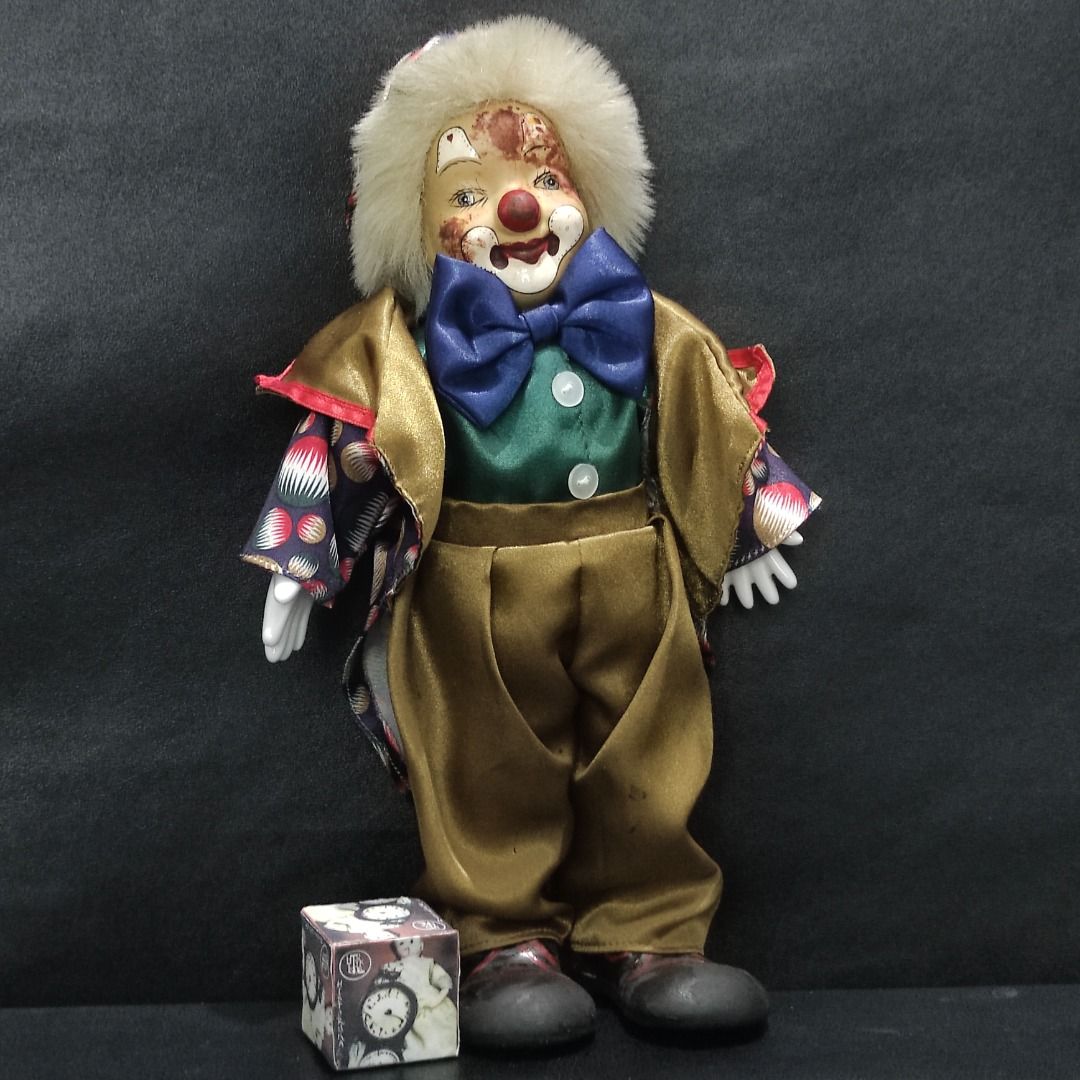 Killer clown deals doll