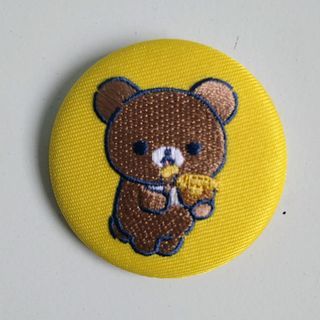 WTS/WTT Rilakkuma Embroidery Brooch Collection Fabric Can Badge - Yellow Rilakkuma with honey pot