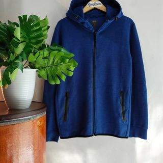 (Kategori: ) berada di . Dikirim oleh gangbuntu_sby (ID iklan 1268548754, Gambar 1). Deskripsi: .