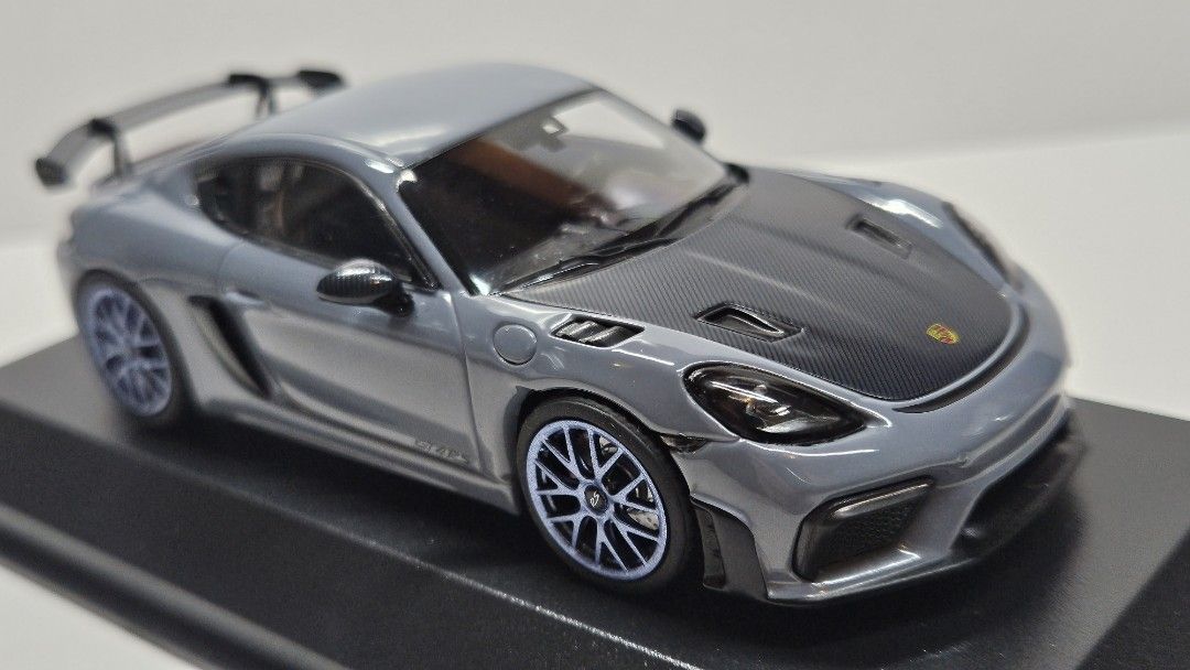 1/43 ポルシェ 718 (982) ケイマン GT4 RS ホワイト PMA Minichamps 1:43 Porsche 718 Cayman GT4 RS (982) in White