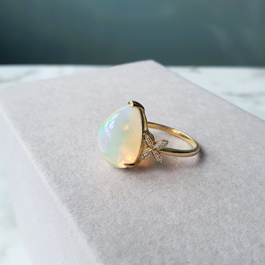 18K Solid Gold Ethopian Welo Opal Diamonds Ring Women s Fashion