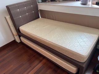 (Category: ) located in . Submitted by dlai8 (Listing ID 1263741099, Image 1). Description: .