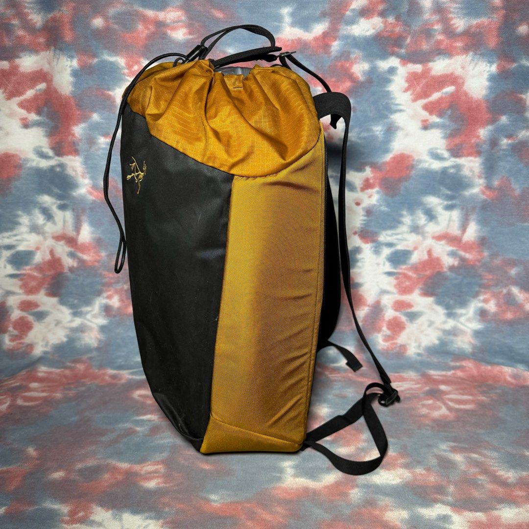 95% new arcteryx backpack arro 20 bucket bag realm arc'teryx 黑色x