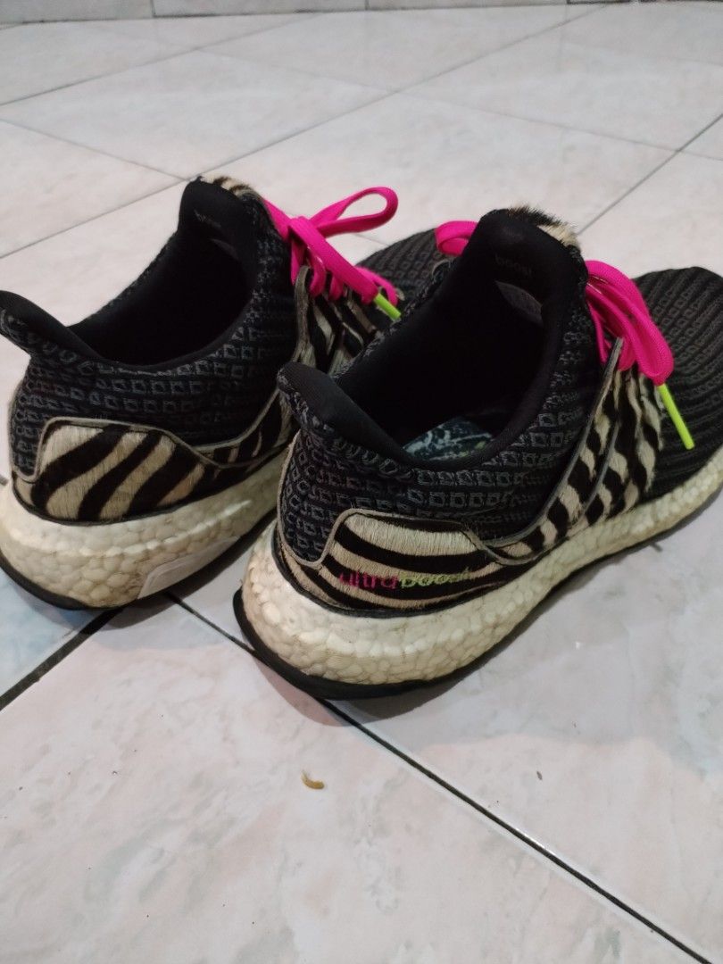 ADIDAS ULTRABOOST DNA ZEBRA Women s Fashion Footwear Sneakers