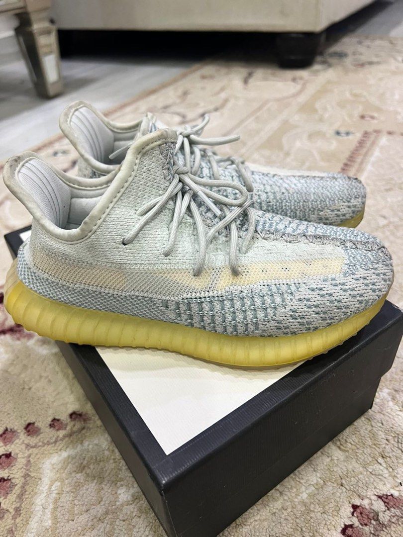 ADIDAS YEEZY WHITE BLUE