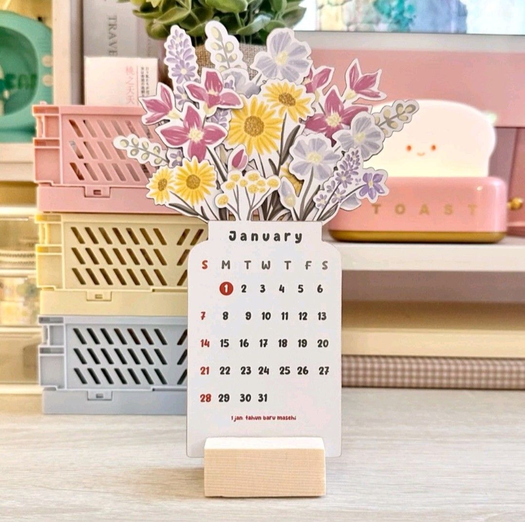 Aesthetic Desk Calendar, Desain & Kerajinan Tangan, Barang & Aksesoris