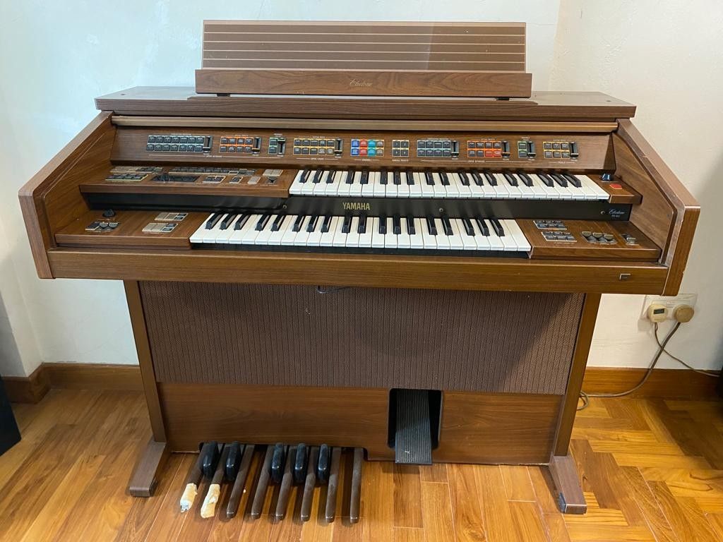 Vintage organ top