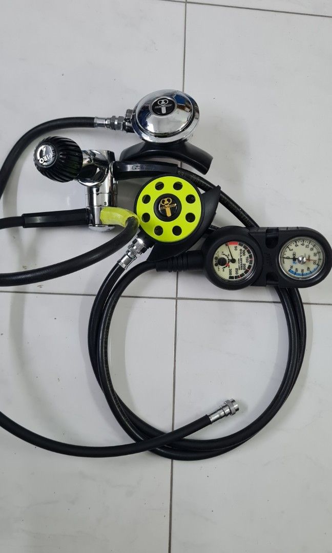 Aqualung Spiro Scuba diving Regulator (Metal), Sports Equipment, Other