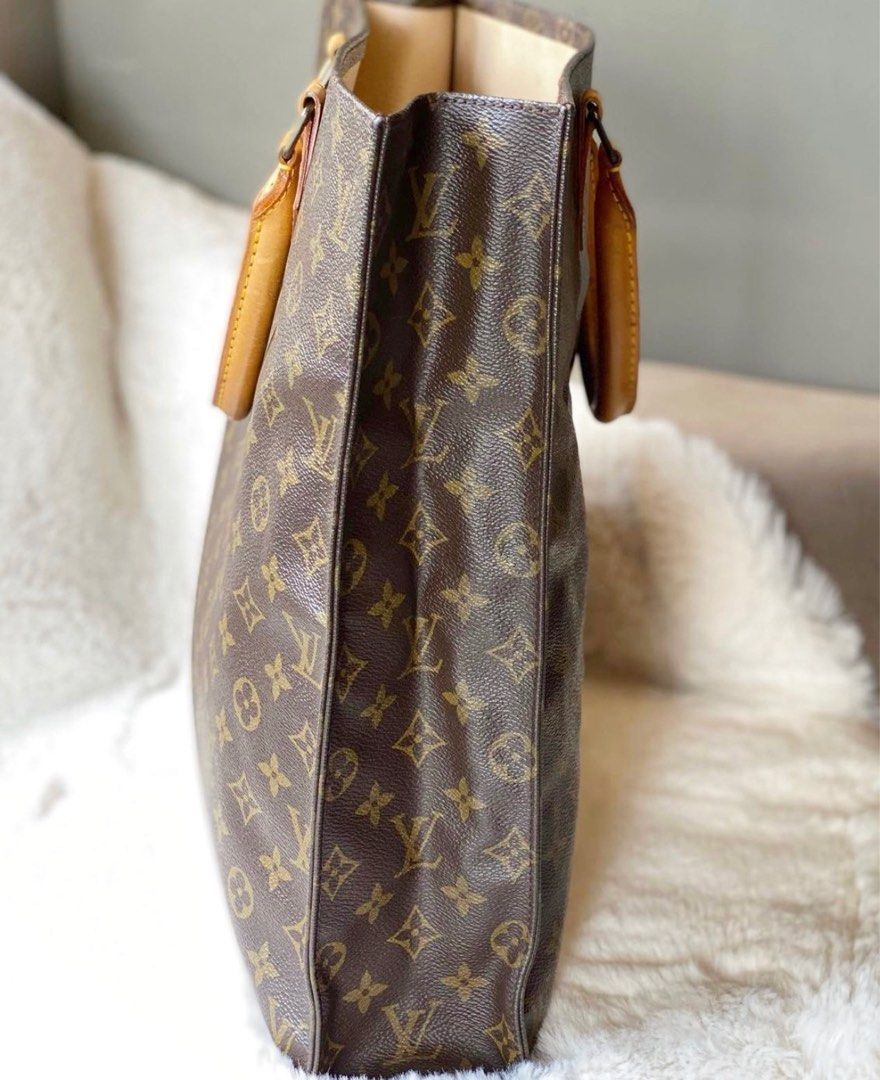 Authentic Louis Vuitton Lv Sac Plat Monogram Laptop Document Tote Bag,  Luxury, Bags & Wallets on Carousell