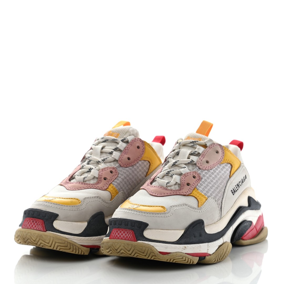 Balenciaga triple s white womens best sale 37