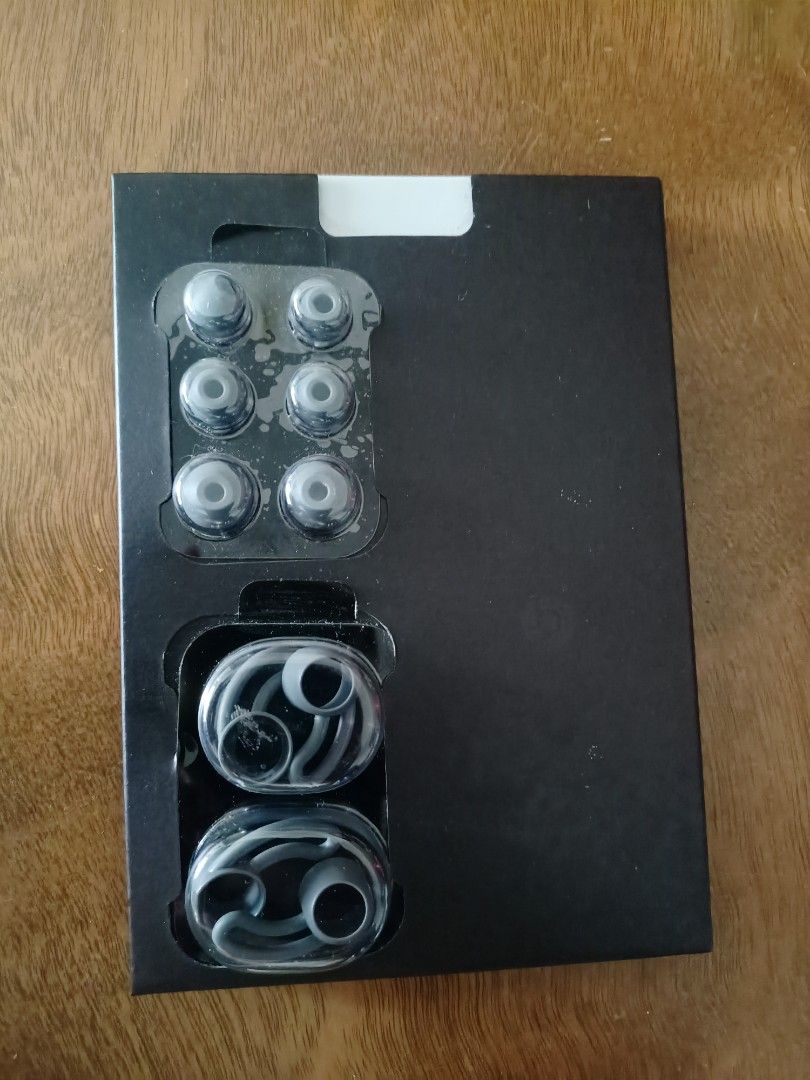 Beats Studio Replacement Buds (Category: Earphones) located in Taguig. Submitted by atticusmerch (Listing ID 1263775392, Image 1). Description: Beats Studio Replacement Buds Never been used, In a very good condition, no signs of usage Original.