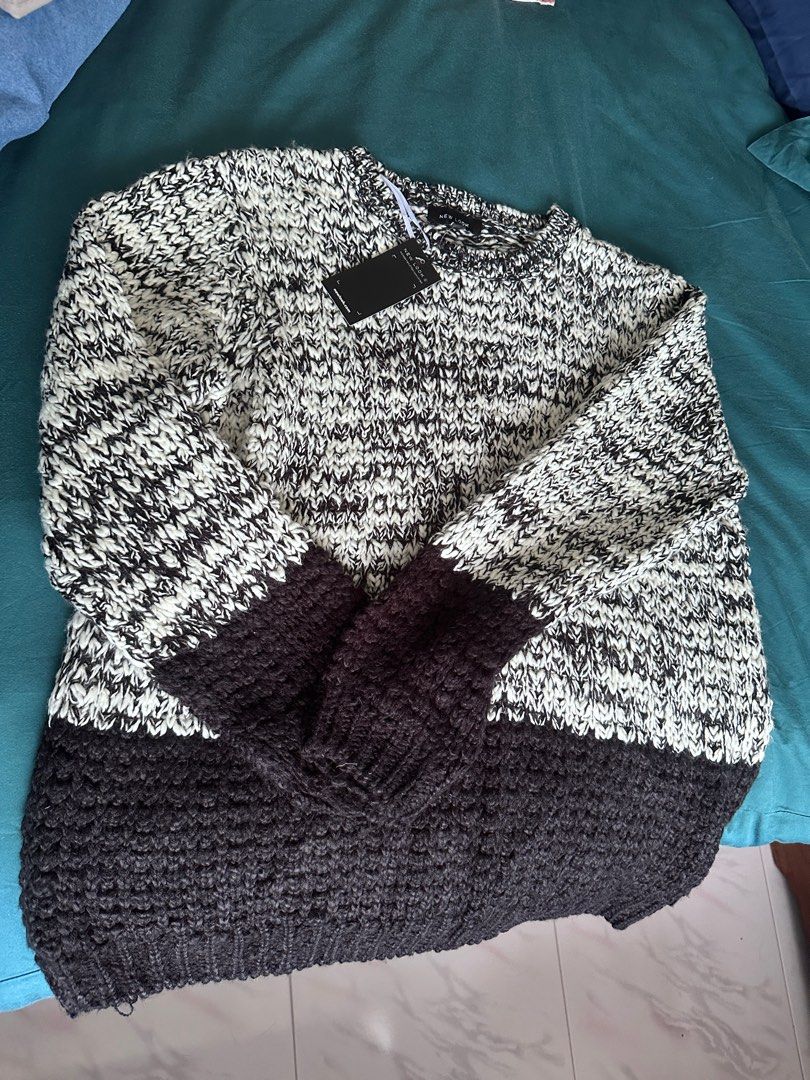 New sweater store