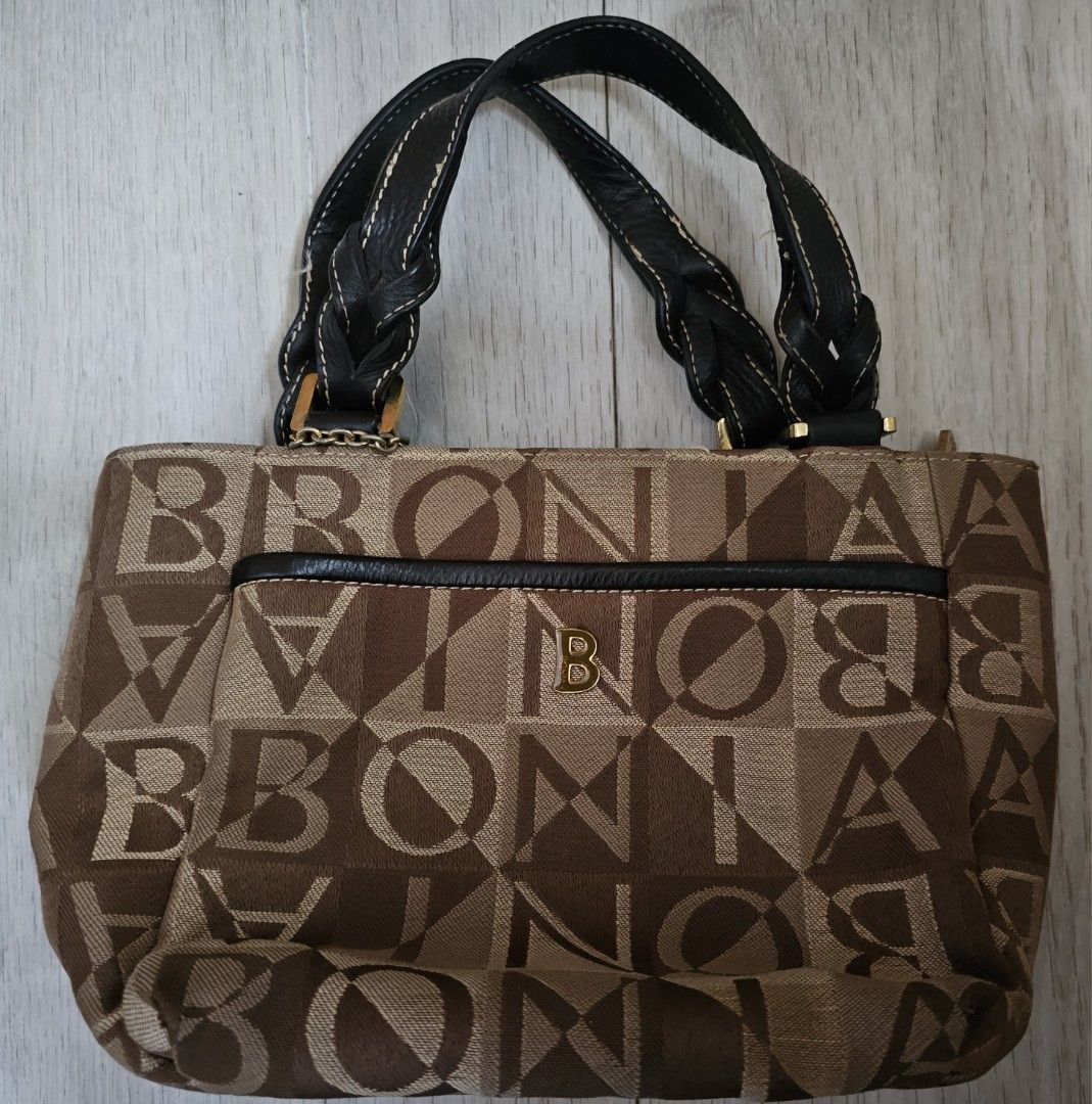 FJ on X: There's this particular #Bonia handbag & design which made  available only at Singapore and truly frustrated that I cant get my hands  on it. 😂 Bonia released different designs