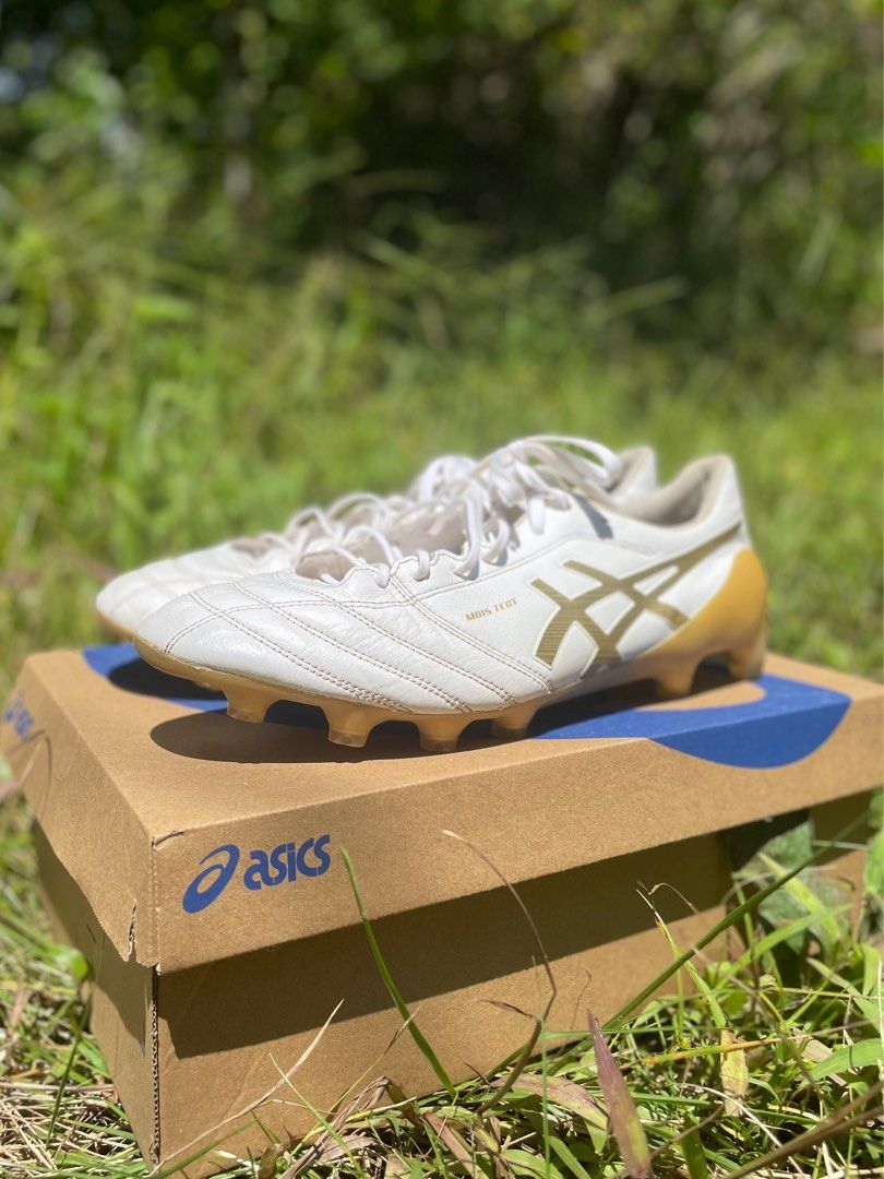 Asics football boots best sale 2020