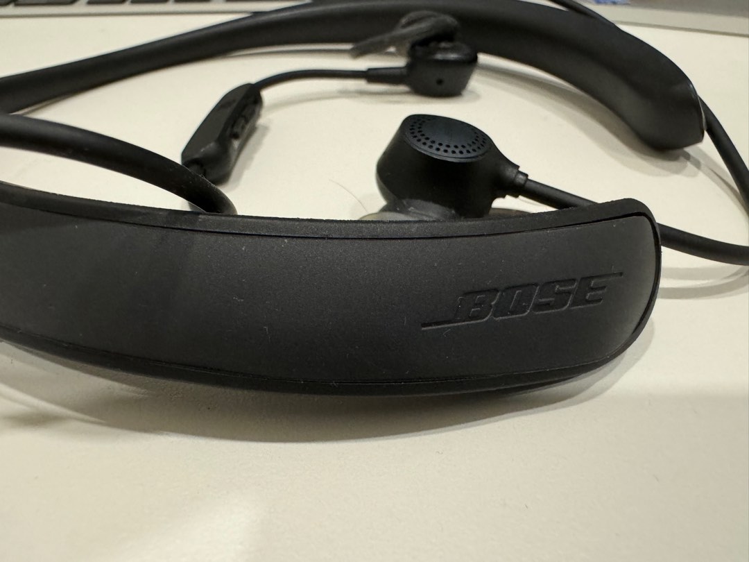 Bose QuietControl 30 Wireless Audio Earphones on Carousell