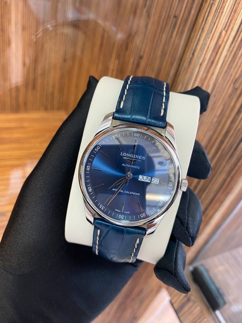 Longines date hotsell