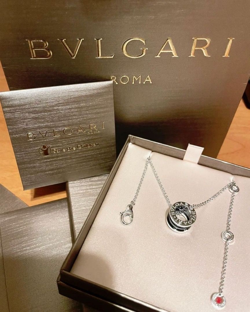 Bvlgari charity sale necklace
