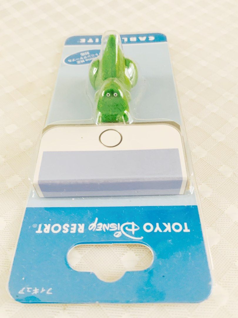 Cable protector (Category: Craft Supplies & Tools) located in Singapore. Submitted by ichigodaifuku (Listing ID 1263759683, Image 3). Description: Cable protector /Tokyo Disney Resort For iPhone cable Brand new Bought at Disney land RTP ¥800 .