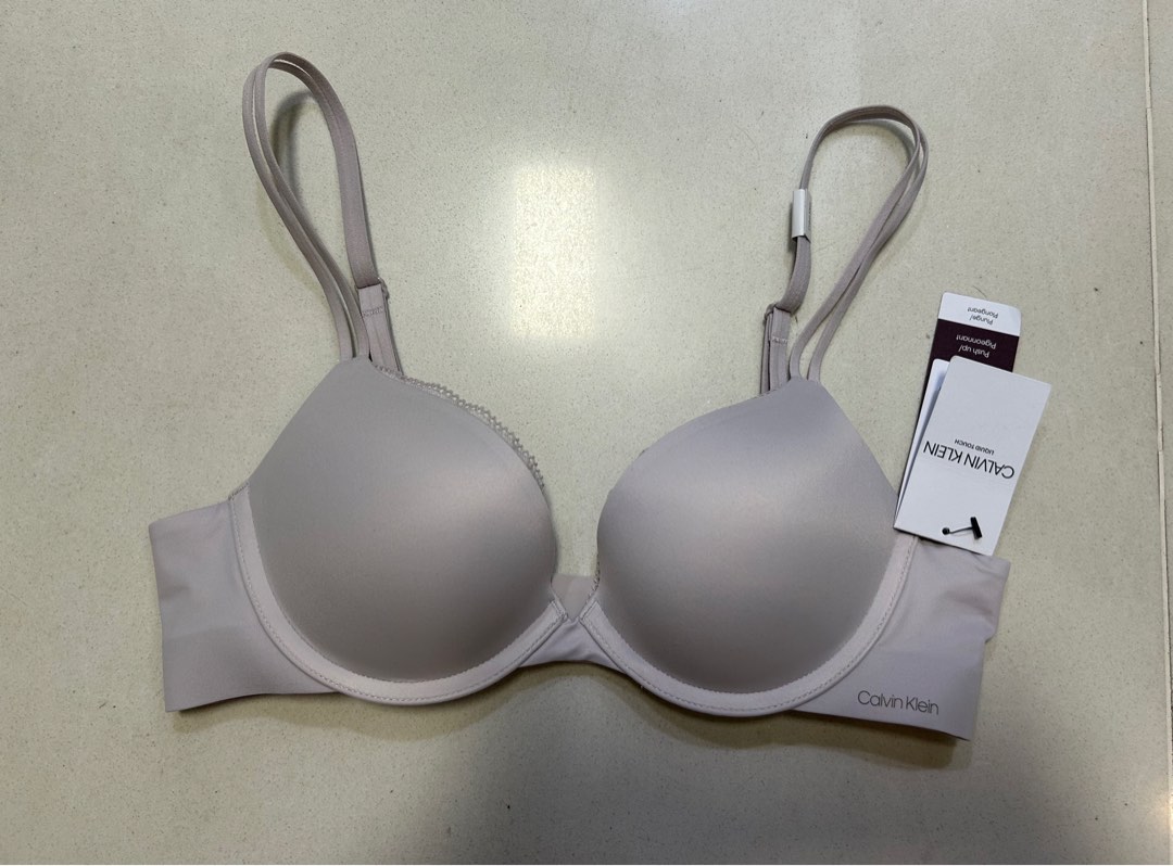 Calvin Klein bra push-up low v padded bras (2 black and 1 beige), Women's  Fashion, New Undergarments & Loungewear on Carousell