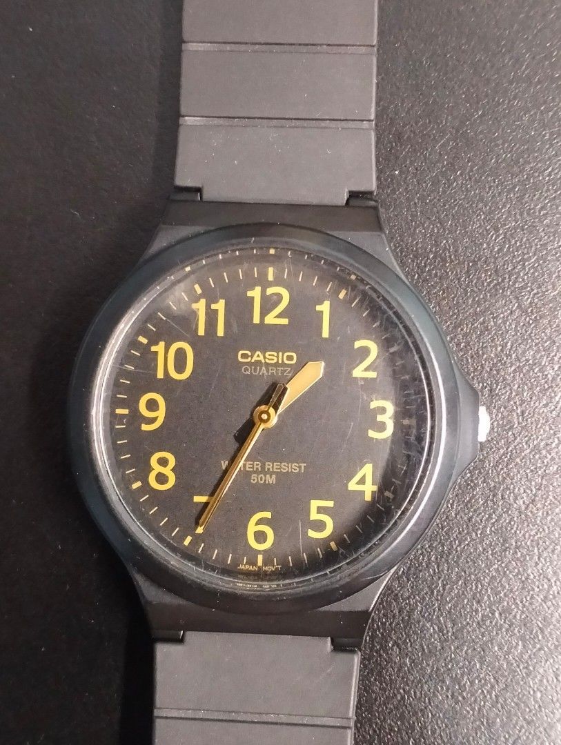 Casio quartz 2025 water resist 50m