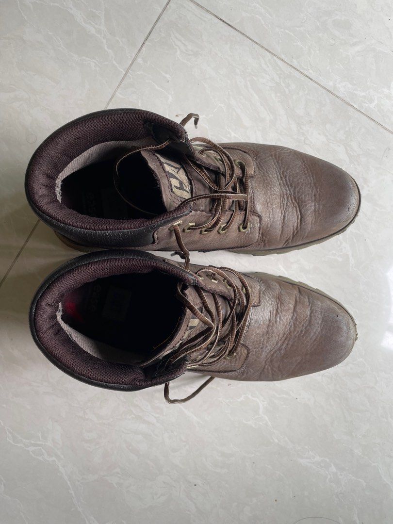 Caterpillar men's founder chukka boot online
