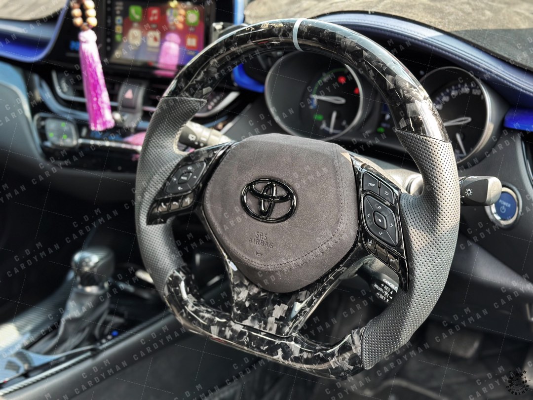《C.D.M》Toyota CHR 豐田 Alcantara Carbon Fiber Steering Wheel l 日本進口碳纖維軚盤